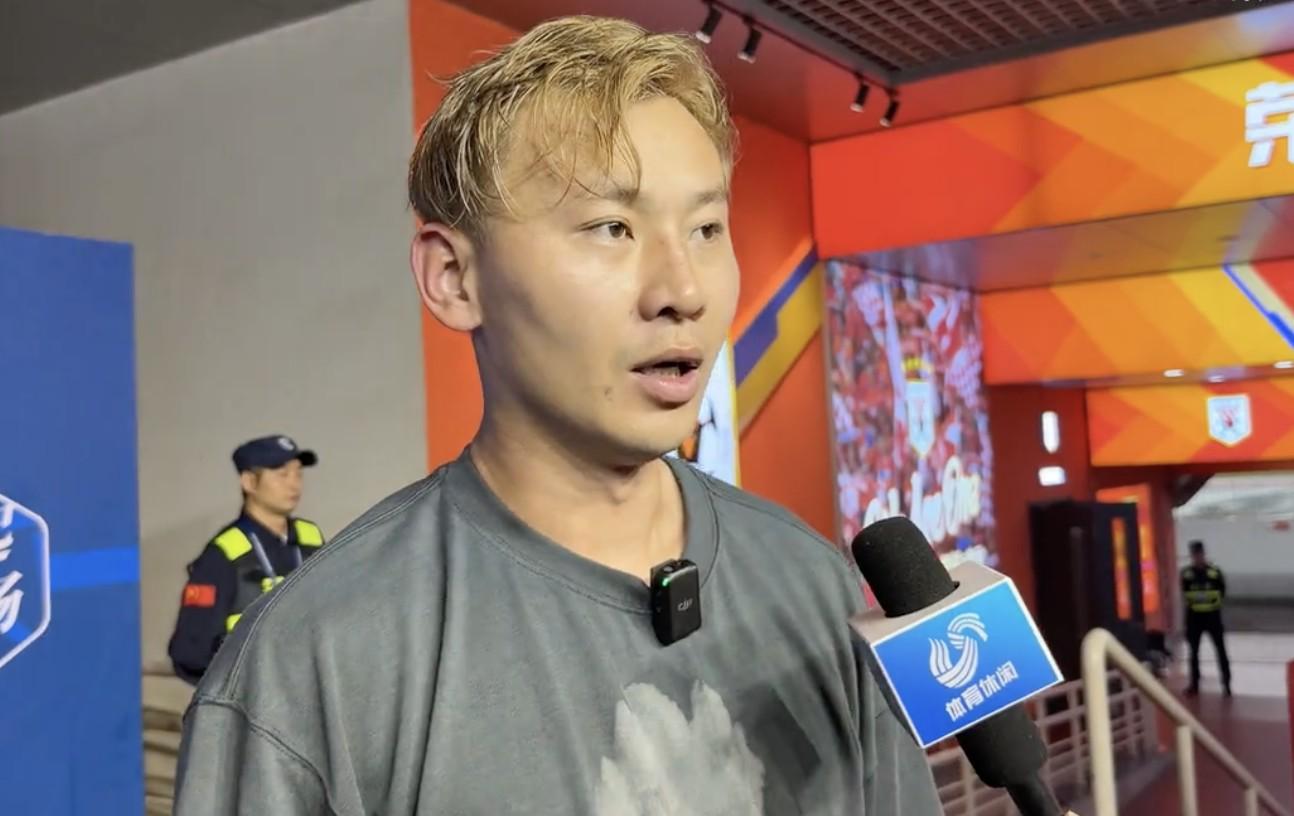 李松益：回到山东很亲切，希望山东泰山有好的成绩