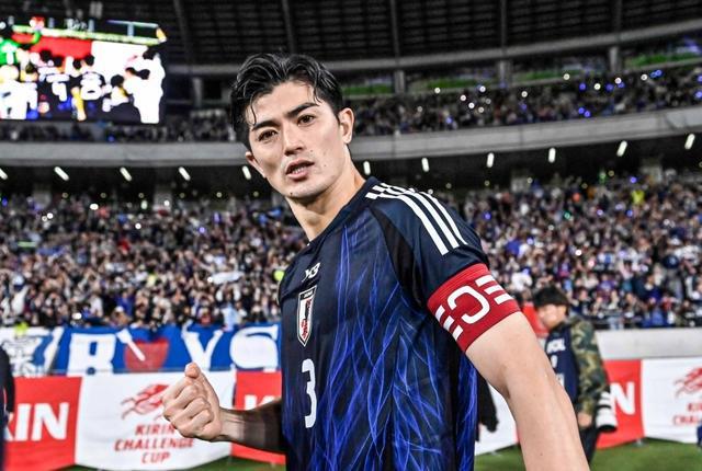 日本后卫谷口彰悟：防维尼修斯的紧张感非常强；丢球还需反思