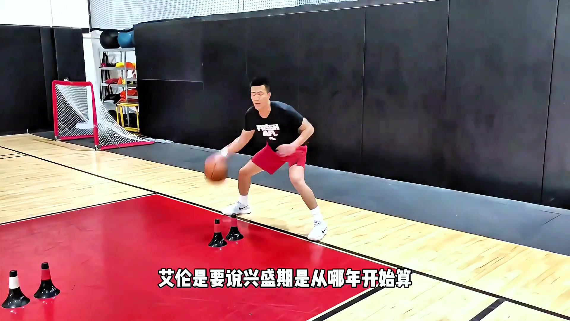 郭艾伦是21世纪中国第一控卫吗杨毅如果比成就那还是刘炜更高 郭艾伦是21世纪中国第一控卫吗杨毅如果比成就那还是刘炜更高