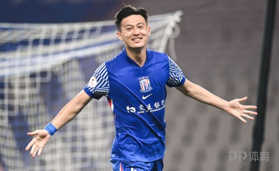 记者：蒋圣龙因妻子生产飞回上海陪伴 明天能否出战未知