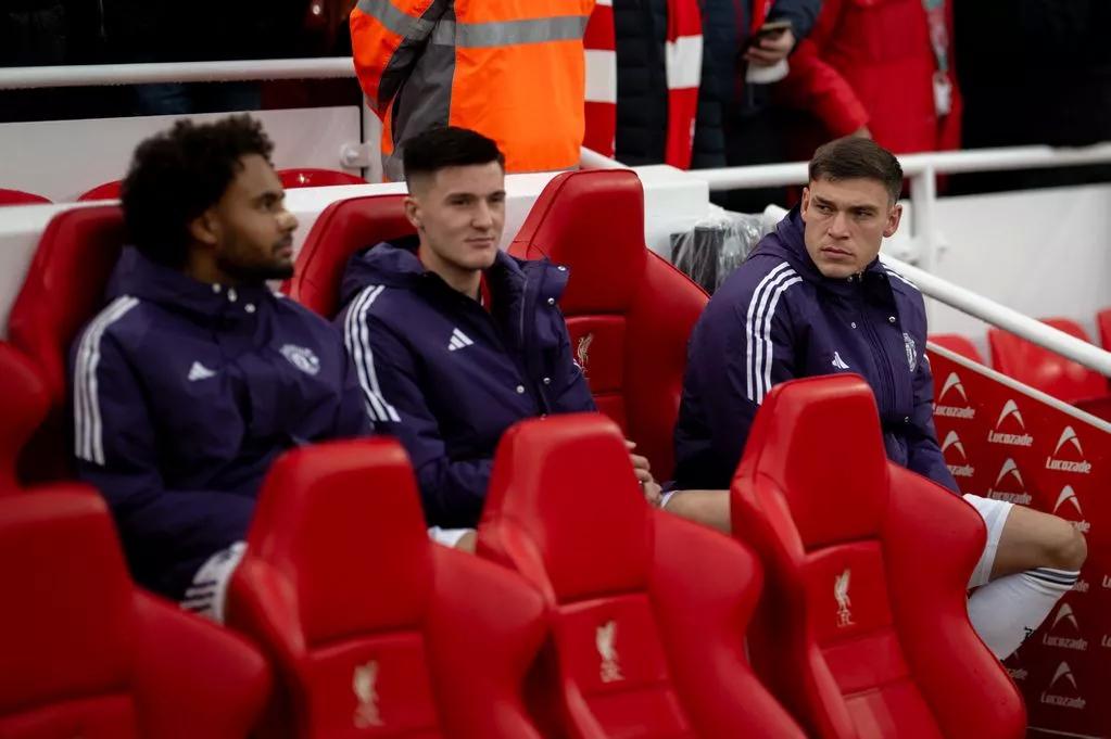 曼晚:齐尔克泽渴望离开曼联,西汉姆联对他感兴趣