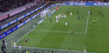 第90+3分钟,绝平!莫德里奇助攻阿特卡梅远射入网,米兰2-2比萨